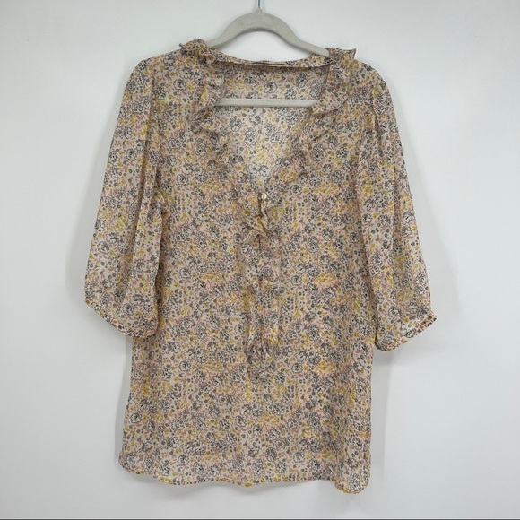 Old Navy Floral Sheer Lightweight Quarter Sleeves Ruffle Button V-Neckline Top - Picture 1 of 11